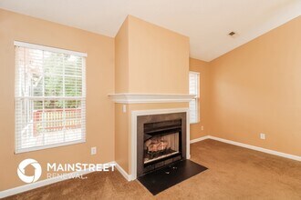 604 Nova Ave in High Point, NC - Foto de edificio - Building Photo