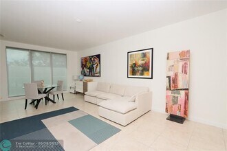 411 N New River Dr E in Fort Lauderdale, FL - Building Photo - Building Photo