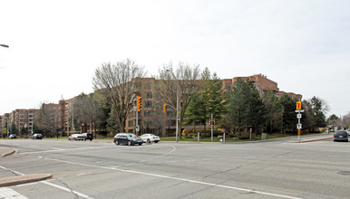 Windfield Terrace in Toronto, ON - Building Photo - Building Photo