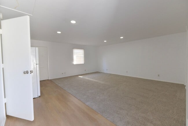 217 Avenida Cabrillo in San Clemente, CA - Building Photo - Building Photo