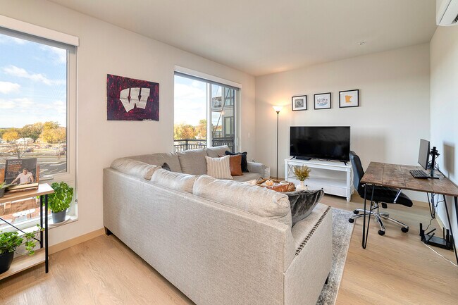 The Sofia in Madison, WI - Building Photo - Building Photo