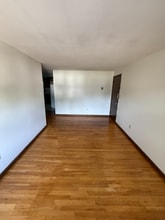 372 Park St in Bristol, CT - Building Photo - Building Photo