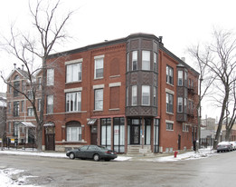 2100 W Erie St Apartamentos