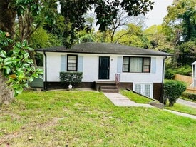 232 Anderson Ave NW in Atlanta, GA - Building Photo