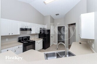 2655 San Filippo Dr SE in Palm Bay, FL - Building Photo - Building Photo