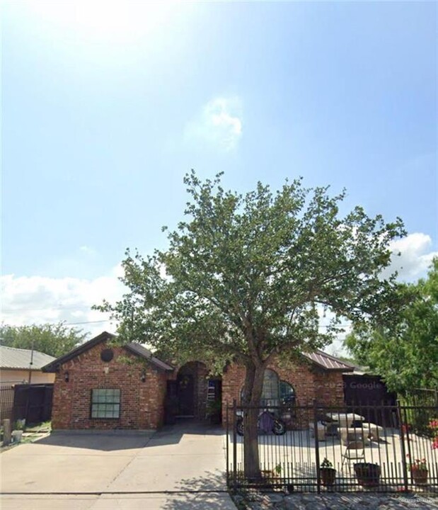 7008 S Venus Ln in Pharr, TX - Building Photo