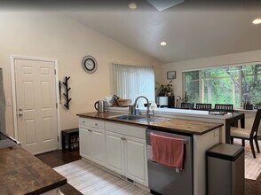 826 Nevada St in Bellingham, WA - Building Photo - Building Photo