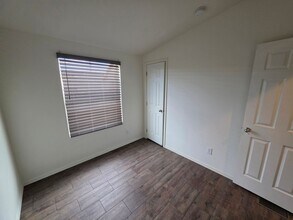 1960 Granada Dr in Bullhead City, AZ - Building Photo - Building Photo