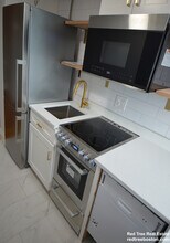 464 Commonwealth Ave, Unit 3 in Boston, MA - Building Photo - Building Photo