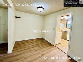 820 Cady Rd in Everett, WA - Building Photo - Building Photo