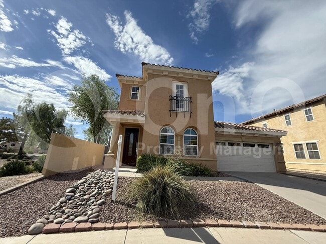 property at 1104 E Gail Dr