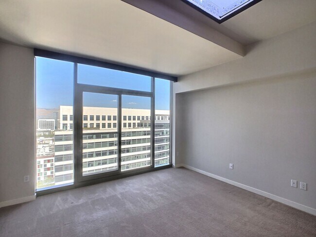 38 N Almaden Blvd in San Jose, CA - Building Photo - Building Photo