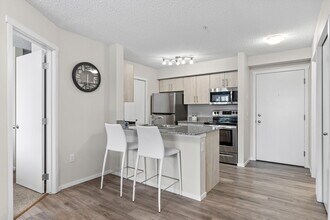 Pointe at Cameron Heights in Edmonton, AB - Building Photo - Building Photo