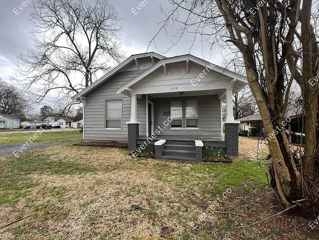 property at 524 Pollock St