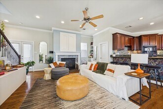 2207 Austin St in Houston, TX - Building Photo - Building Photo