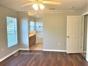 13518 Biscayne Dr in Grand Island, FL - Building Photo - Building Photo