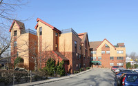 Apex Senior Housing in Westbury, NY - Building Photo - Building Photo