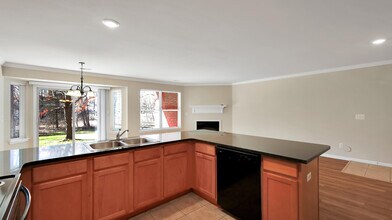 56131 Stoney Pl Ln in Shelby Township, MI - Building Photo - Building Photo