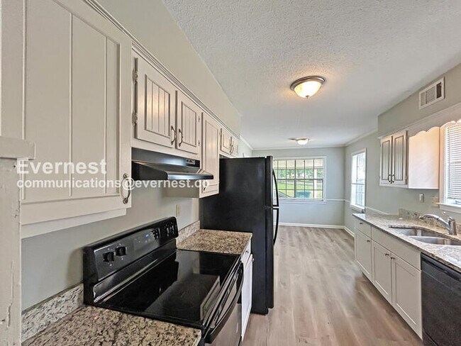 848 Rasco Rd W in Southaven, MS - Building Photo - Building Photo