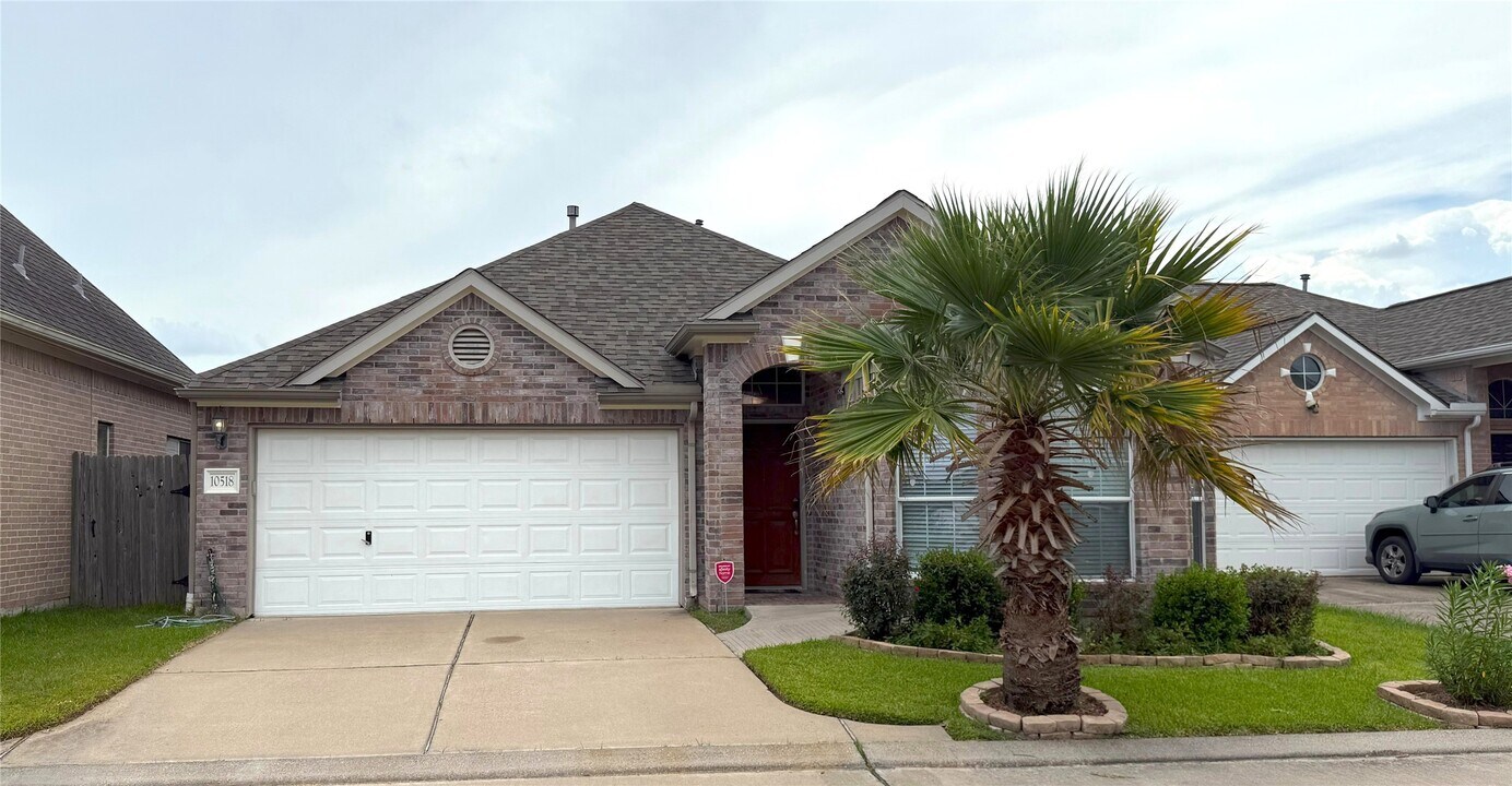 10518 Rustling Villas Ln in Houston, TX - Building Photo