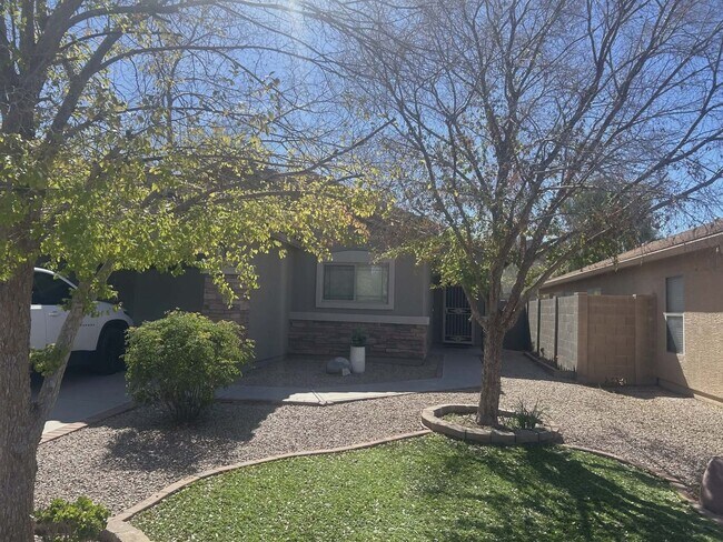 3521 E Denim Trail in San Tan Valley, AZ - Building Photo - Building Photo