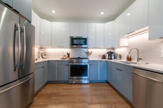 464 Sumner St, Unit 3 in Boston, MA - Foto de edificio - Building Photo