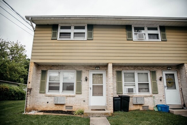 property at 1077 Donegal Springs Rd