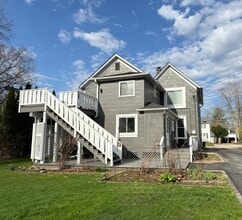14 S Jackson St in Batavia, IL - Building Photo - Building Photo