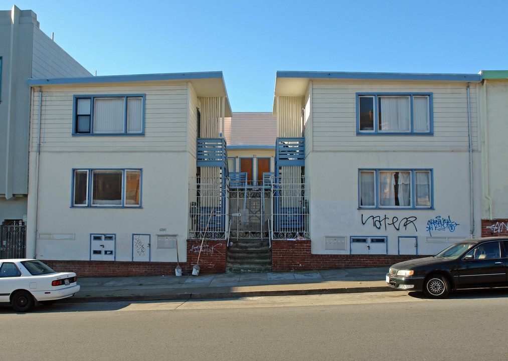 6841 Geary Blvd in San Francisco, CA - Foto de edificio