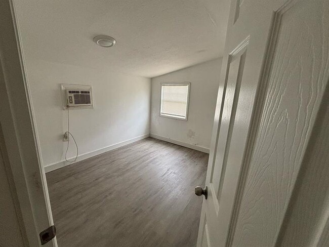 701 N J St in Lake Worth Beach, FL - Building Photo - Building Photo