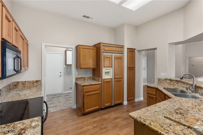 10509 Back Plains Dr in Las Vegas, NV - Building Photo - Building Photo