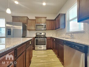 136 Shearwater Ln in Leander, TX - Building Photo - Building Photo