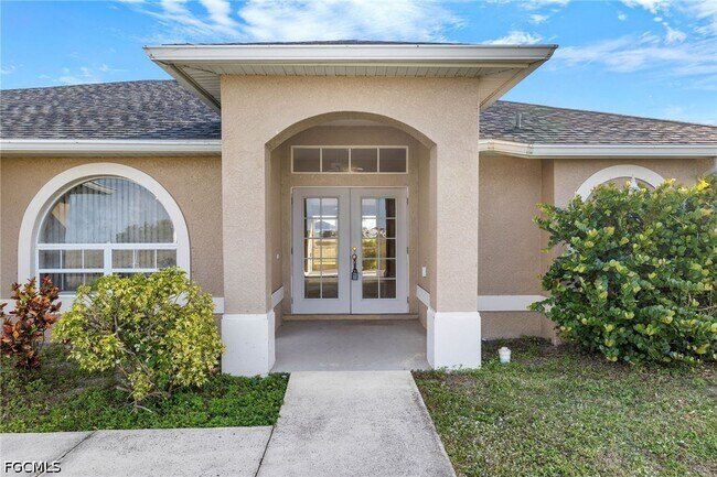 2227 NW 3rd Pl in Cape Coral, FL - Building Photo - Building Photo