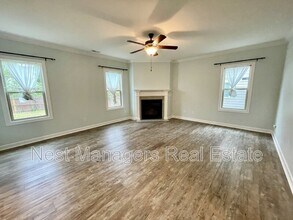 3037 Eaglecrest Ln in Fayetteville, NC - Building Photo - Building Photo
