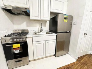 111-14 76th Ave in Queens, NY - Building Photo - Building Photo