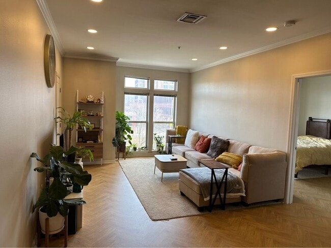 903 Providence Pl, Unit 374 in Providence, RI - Building Photo - Building Photo