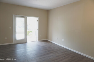 1494 Landau Rd in Jacksonville, FL - Building Photo - Building Photo