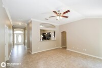 12253 Sumter Square Dr E in Jacksonville, FL - Building Photo - Building Photo