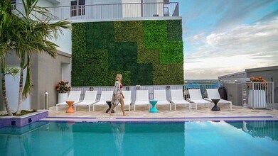 1780 Polk St in Hollywood, FL - Foto de edificio - Building Photo