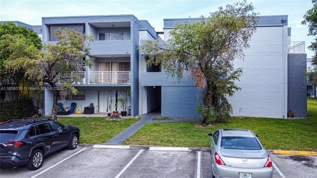 property at 9367 Fontainebleau Blvd