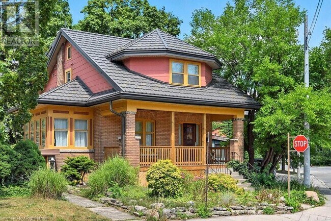 48 Balmoral Ave S in Hamilton, ON - Building Photo - Building Photo