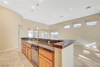 7 Kennesaw Rd in Henderson, NV - Building Photo - Building Photo