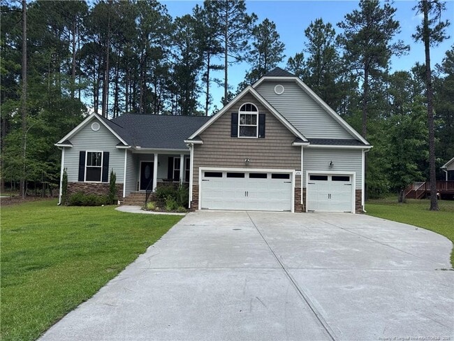 property at 272 Maplewood Dr