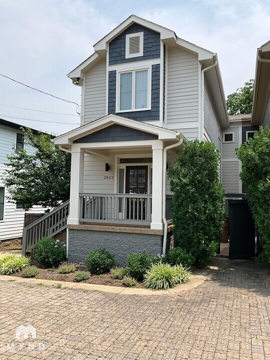 2822 W Kirkwood Ave in Nashville, TN - Building Photo