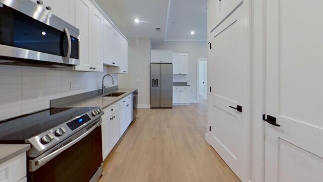 16 Highgate St-Unit -203 in Boston, MA - Building Photo - Building Photo
