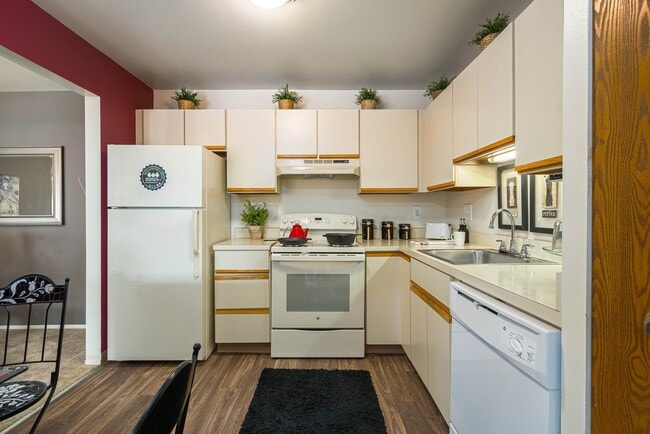 Park Lane Apartments in Southfield, MI - Foto de edificio - Building Photo