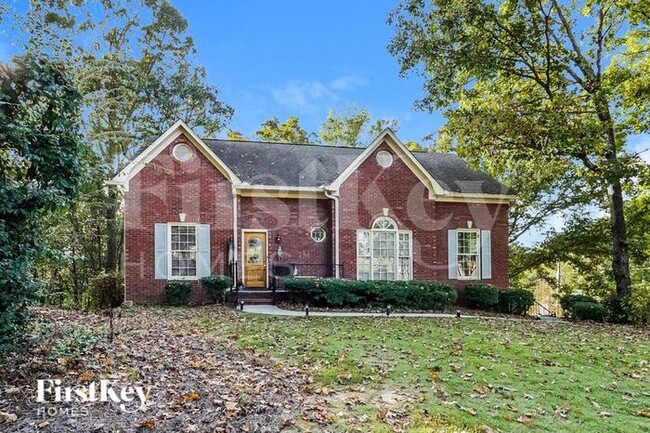 property at 1916 Strawberry Ln