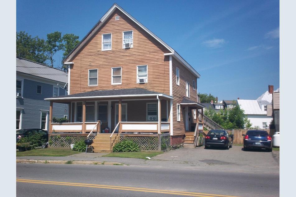 43 Silver St in Waterville, ME - Building Photo