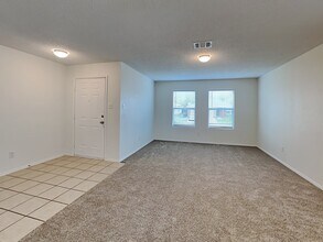 4059 Hunters Creek Dr in Fort Worth, TX - Foto de edificio - Building Photo