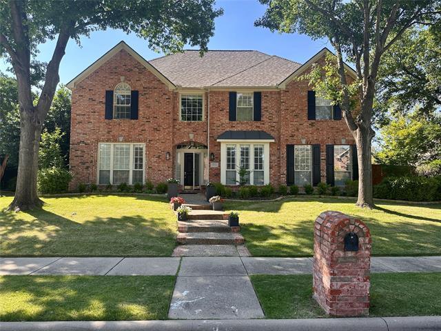 property at 3804 Norwich Ln